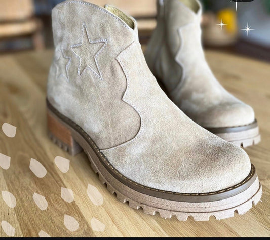 Aquila Arena - mimosacalzados